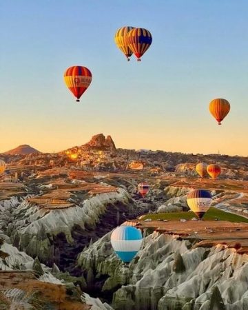 Un voyage en Cappadoce promet une expérience mémorable dans l'une des régions les plus fascinantes de la Turquie